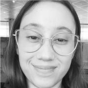 Correctora de textos y tutora de español con experiencia en enseñanza particular y voluntariado en el extranjero